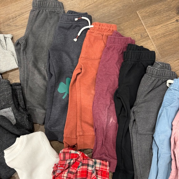 Boys 3T Cat and Jack pants Bundle - Picture 3 of 5